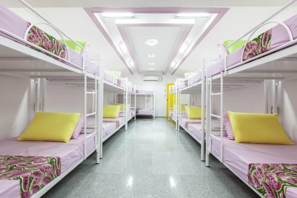 Mascot Hostel Банкок Екстериор снимка